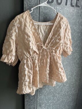 SHEIN Floral Tie-Front Peplum Blouse